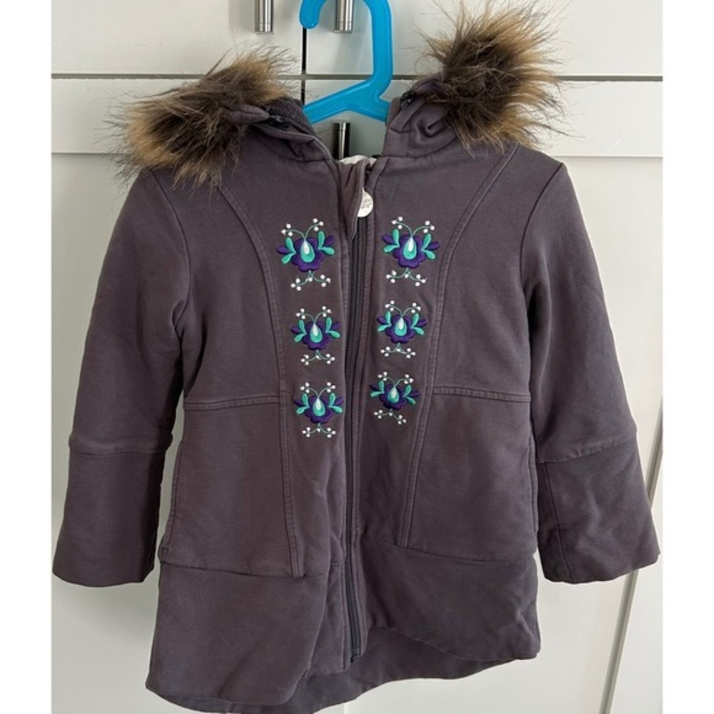 Peekaboo Beans sz 2 coat